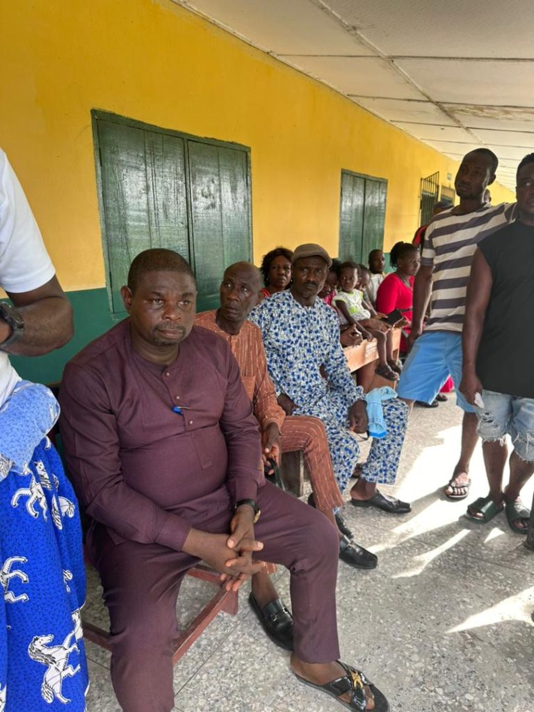 Olu of Warri Chiefs Commissions Several Projects Conducted by The Roli Mabo Foundation